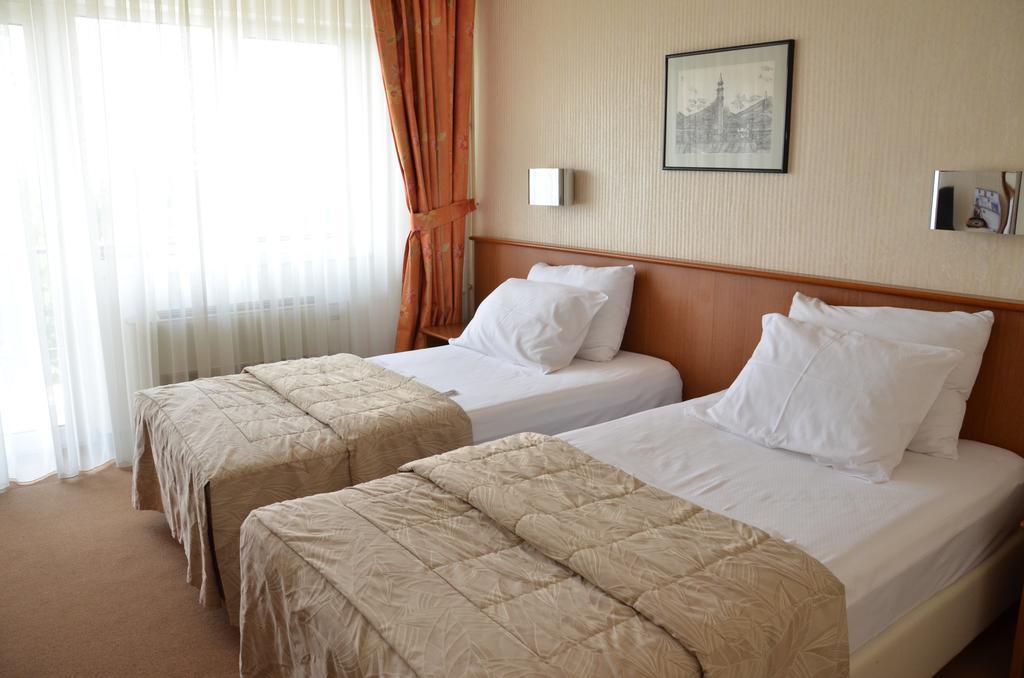 Hotel Bellevue Ilinden 객실 사진